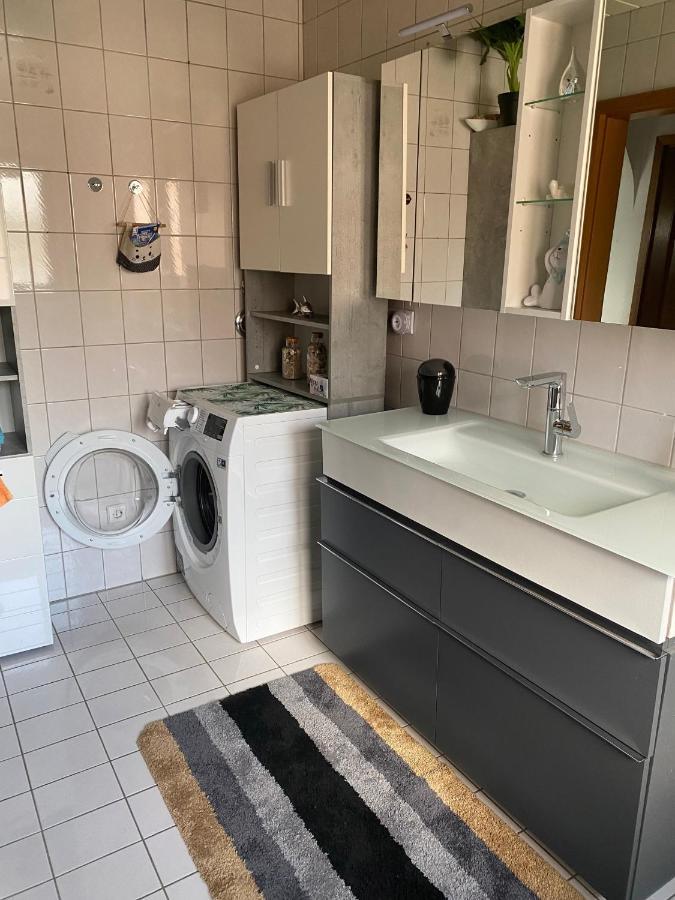 Moderne Ferienwohnung Neckarschleife Mit Klimaanlage Kirchheim am Neckar Eksteriør bilde