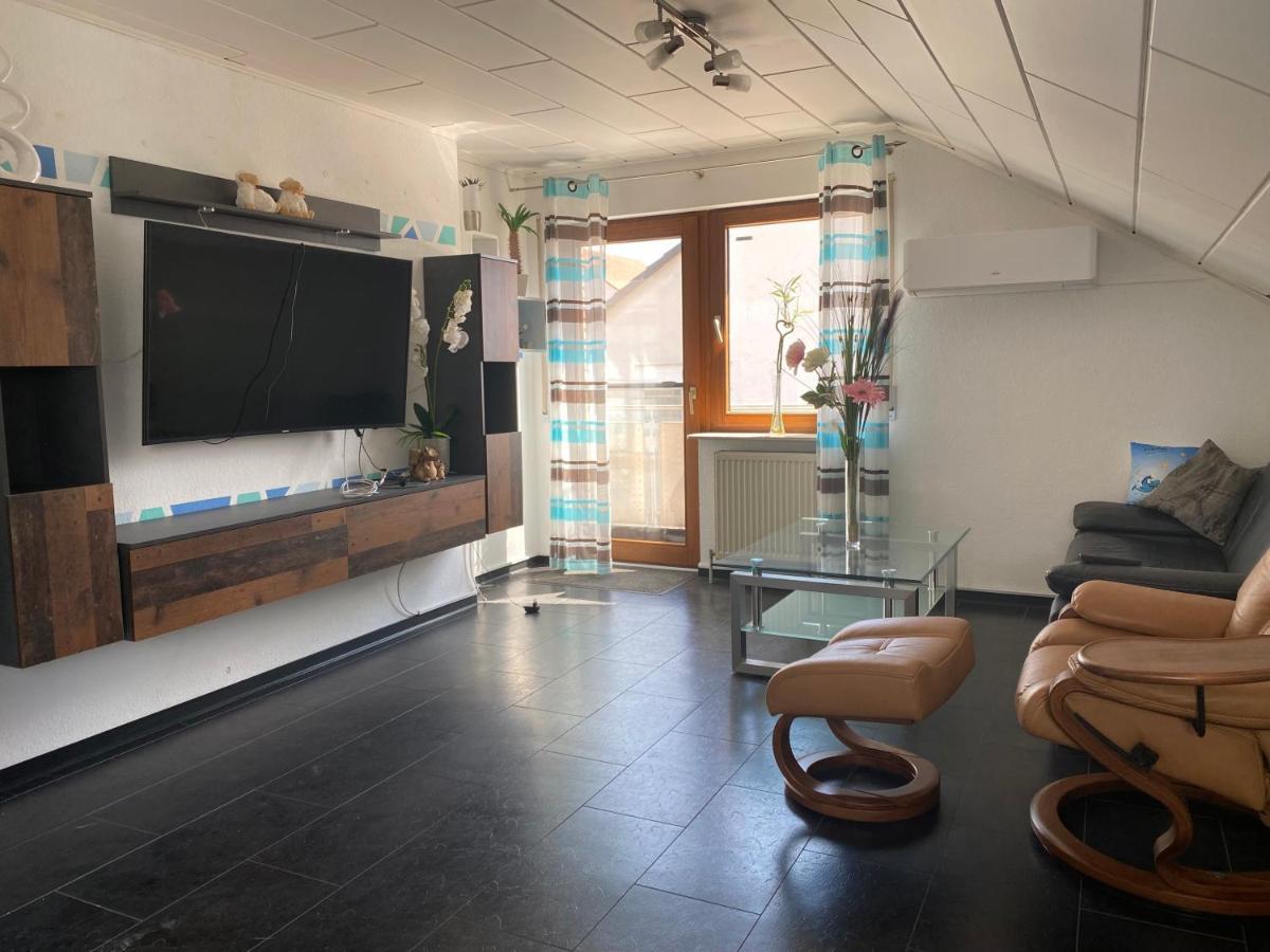 Moderne Ferienwohnung Neckarschleife Mit Klimaanlage Kirchheim am Neckar Eksteriør bilde